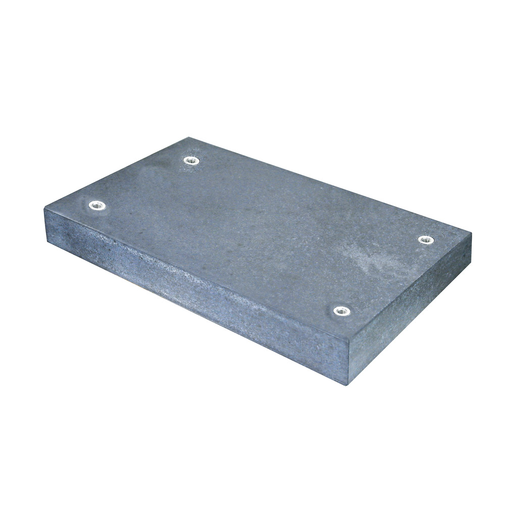 Unterseite Mess- und Kontrollplatten mit 4 x M10 Gewinden fuer Stellfuesse