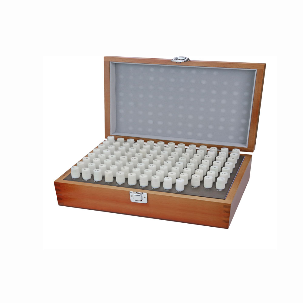 Pin gauge set Ø 4,00 - 5,00 length 70 mm 101 pcs/set Pin gauge set Ø 4,00 - 5,00 length 70 mm 101 pcs/set